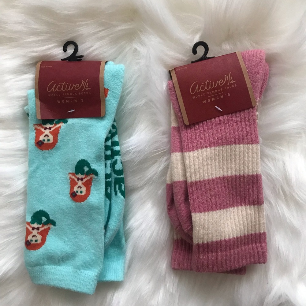 *NEW* ACTIVE WOMAN’S CREW SOCKS 9-11